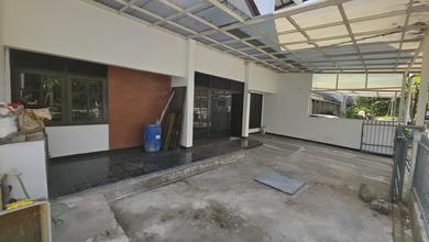 Rumah Elegan di Moch Toha, Bandung, 3 KT, LT 200m²