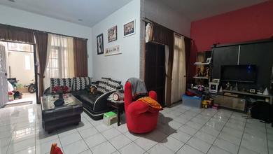Dijual Rumah Strategis di Taman Kopo Indah, Bandung - LT 130m²