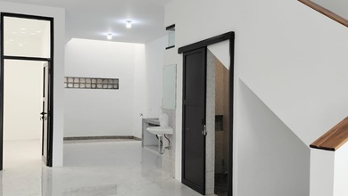 Rumah Dijual di Kopo Permai, Bandung, LB 153m², Harga Kompetitif!