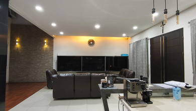 Rumah Mewah di Taman Kopo Indah, Bandung, 5 KT, LT 234m²