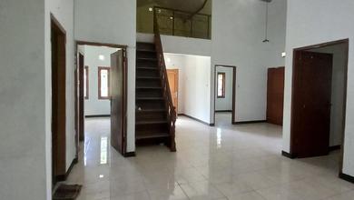 Rumah Idaman di Taman Kopo Indah, Bandung, 3 KT, Harga 1,5 Miliar